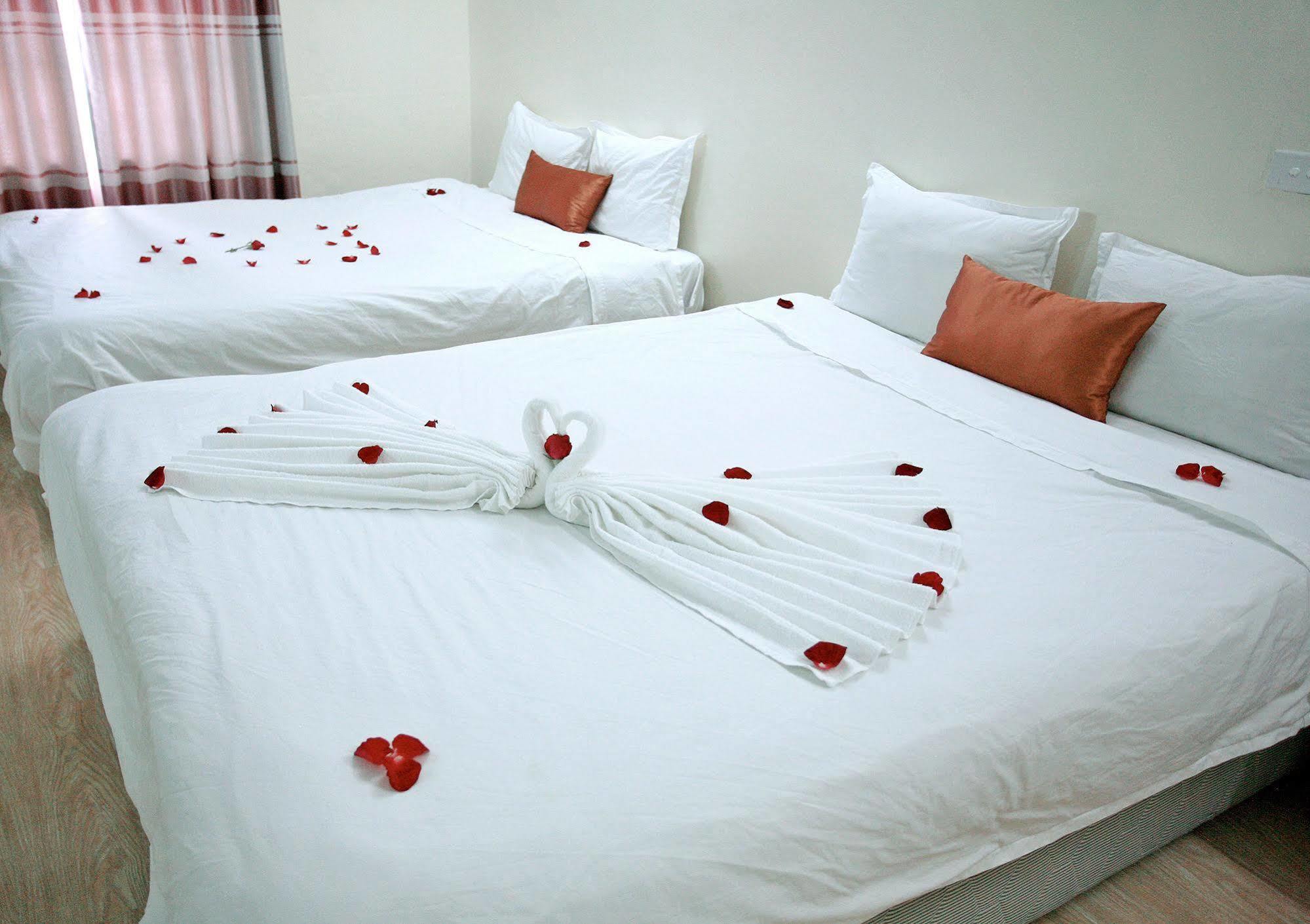 Avi Airport Hotel Hanoi Esterno foto